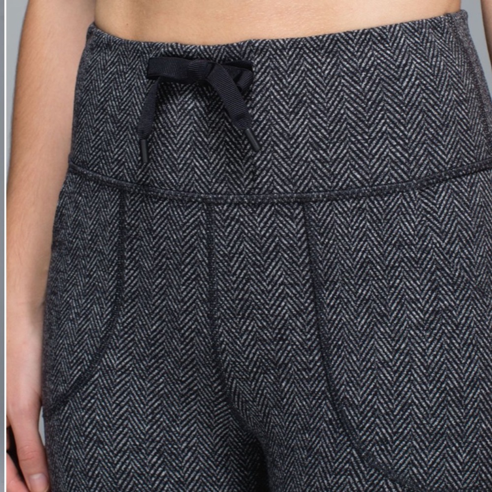 Lululemon‎ Skinny Will Pant Full-On Luon Giant Herringbone Black Heathered Black - Picture 3 of 12